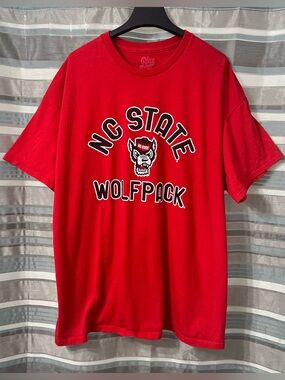 NC State Wolfpack Logo Red Graphic Tee
